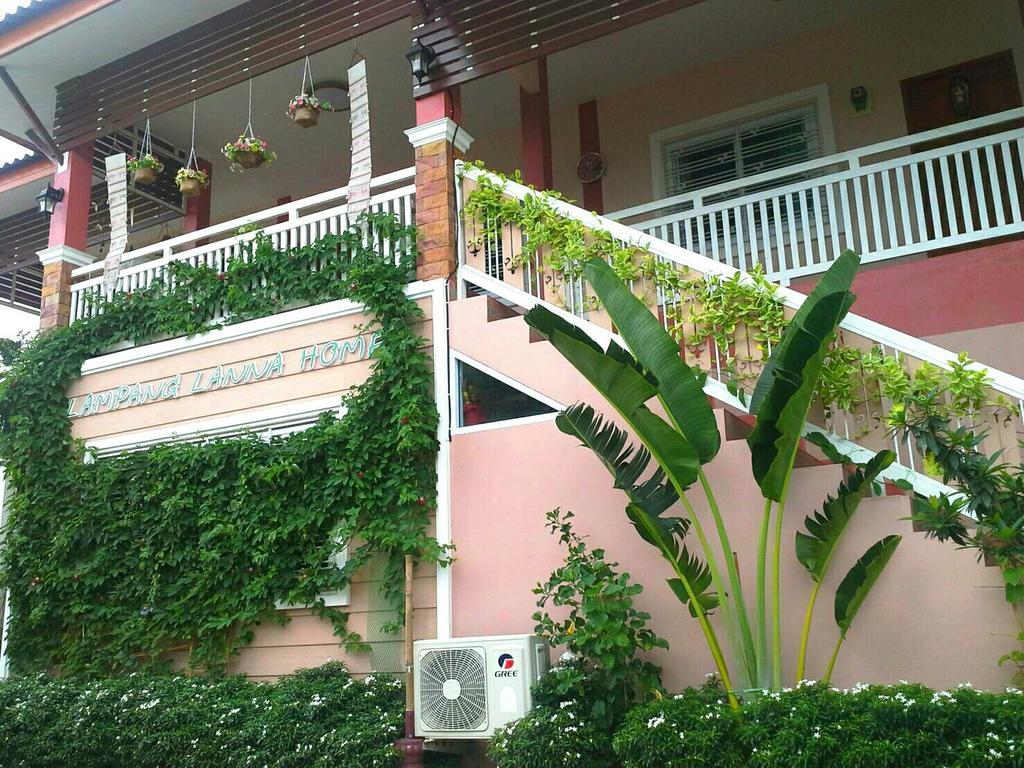 ที่พักพร้อมอาหารเช้า Lanna